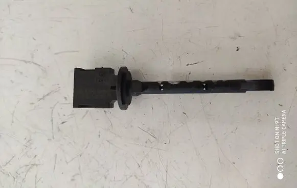 Audi A6 S6 C6 4F Oil temperature sensor 4F0820539