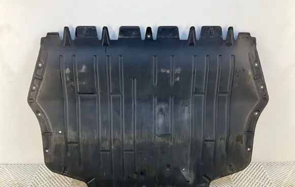 Volkswagen Golf Plus Engine splash shield/under tray 1K0825237AG