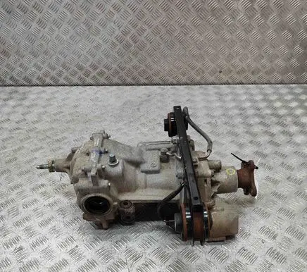 Nissan Qashqai J12 Rear differential 383007LA2A 387607LA2A
