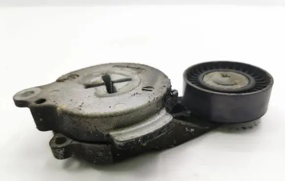 Toyota Auris E180 Alternator belt tensioner 