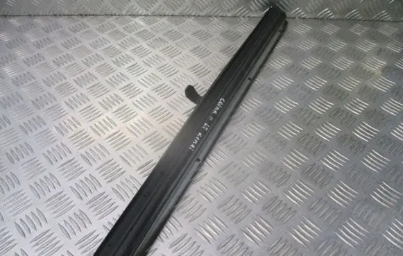 Fiat Croma Rear door window curtain/sunshade 