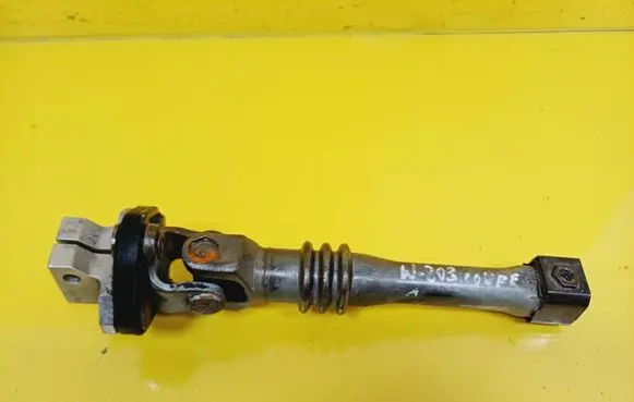 Mercedes-Benz C W203 Steering wheel axle