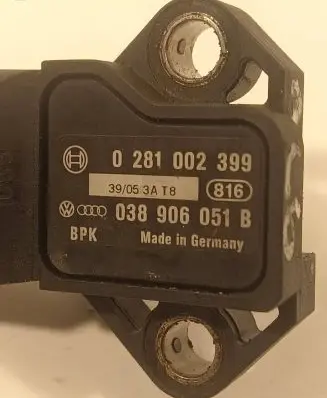 Audi A6 S6 C6 4F Air pressure sensor 038906051b