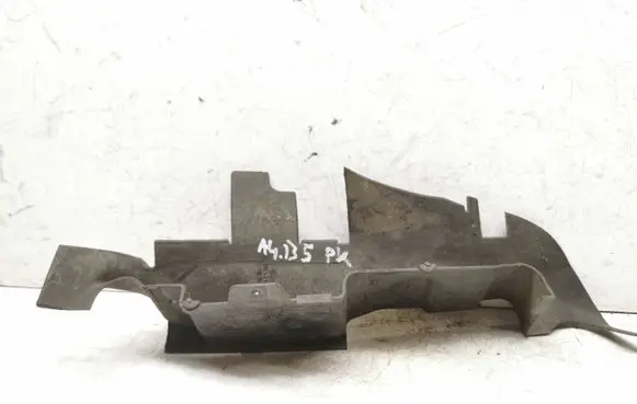 Audi A4 S4 B5 8D Intercooler air guide/duct channel 8d0121284b