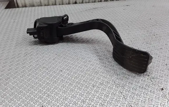 Citroen C4 I Picasso Accelerator throttle pedal 9654725380