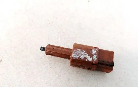 Nissan Qashqai Brake pedal sensor switch