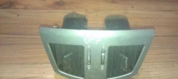 BMW 7 E65 E66 Dash center air vent grill 64227002395 8385257