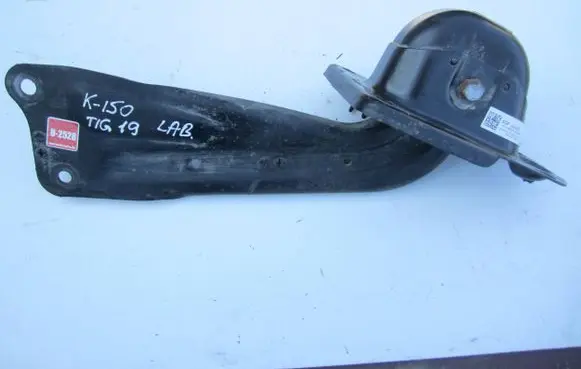 Volkswagen Tiguan Rear upper control arm/wishbone 5QF505226C