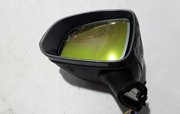 Volvo XC90 Front door electric wing mirror 31395499