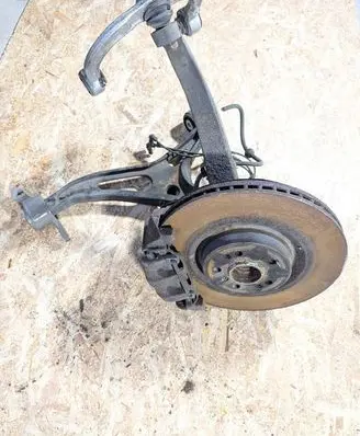 Mercedes-Benz GL X164 Front wheel hub spindle knuckle A1643302420