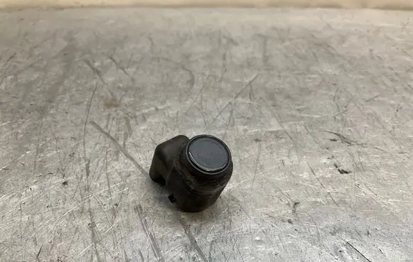 BMW 6 E63 E64 Parking PDC sensor 7687335
