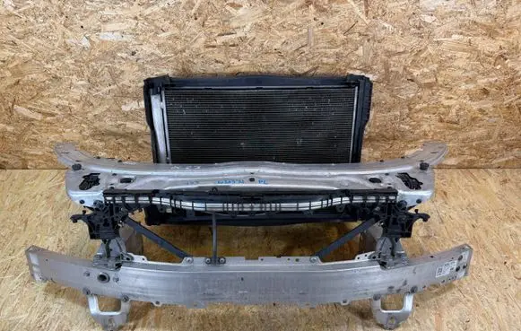 Mercedes-Benz C W205 Radiator support slam panel
