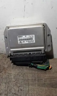 KIA Sorento Engine control unit/module 0281011579