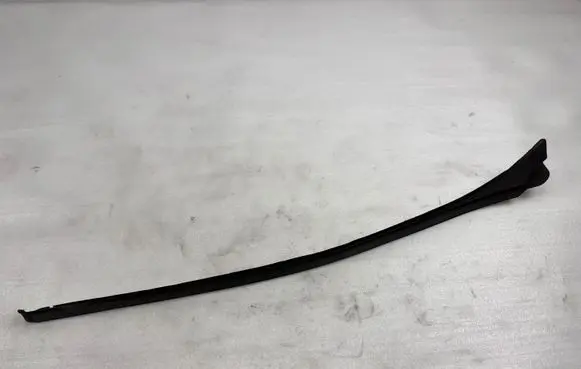 Mercedes-Benz GL X166 Windshield trim A1666901280