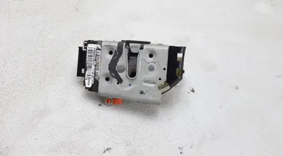 Dodge RAM 1500 DS Front door lock P04589417AI T49KD3416 A052111