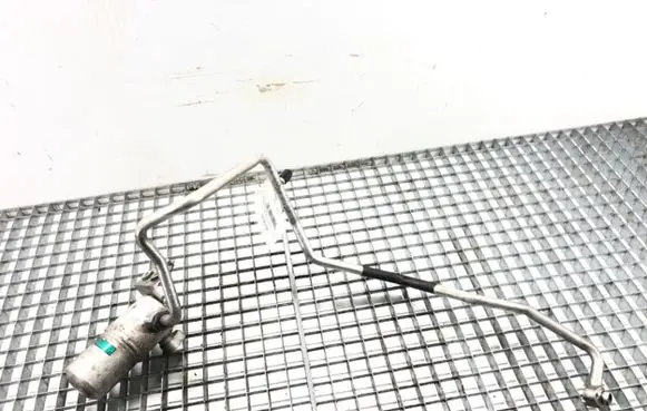 Audi A2 Air conditioning (A/C) pipe/hose 8Z0820193B