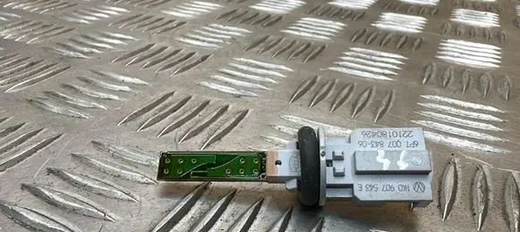 Skoda Octavia Mk3 (5E) Interior temperature sensor 1K0907543E
