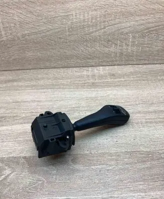 BMW 5 E39 Wiper control stalk 8363669 01204020