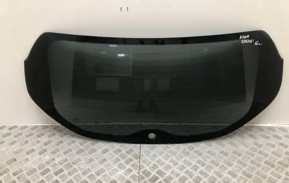 Nissan Qashqai Loading door trunk window/glass 