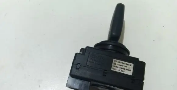 Volkswagen Touareg I Ignition lock 3D0905865E