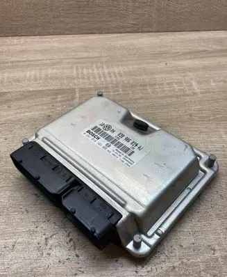 Volkswagen PASSAT B5 Engine control unit/module ECU 038906019AJ 0281010303 10PN