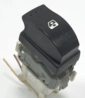 Renault Espace IV Electric window control switch 220510C