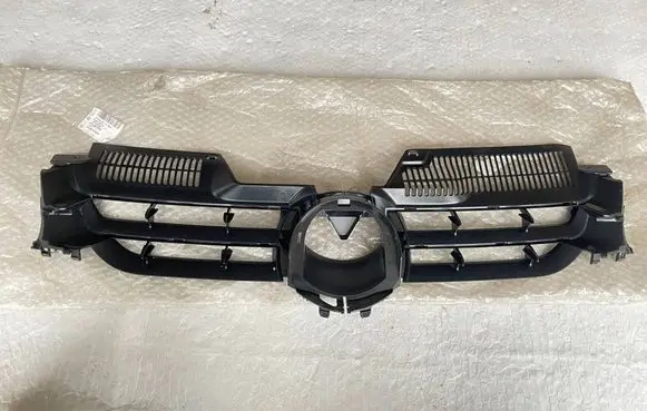Volkswagen Golf V Front bumper upper radiator grill 1K0853651A 1K0853651AGRU