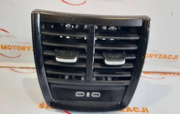 Skoda Kamiq Dashboard air vent grill cover trim 3G5035718A