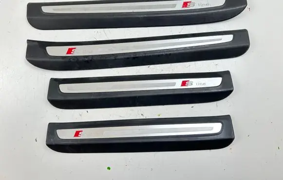Audi Q7 4L sill trim set (inner) 4L0853374F 4L0853373F 4L0853375F