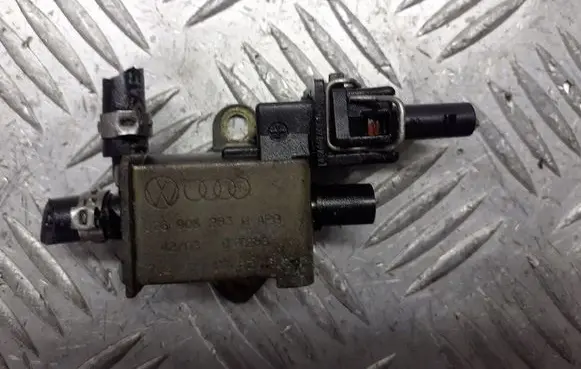 Skoda Octavia Mk1 (1U) Turbo solenoid valve 026906283H