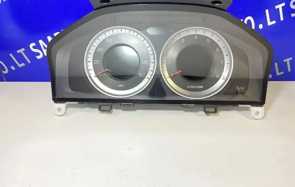 Volvo S60 Speedometer (instrument cluster) 31296371AB 69399900U