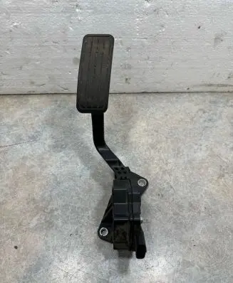 Subaru Forester SH Accelerator throttle pedal 36010SA060 1988007060 06G22A0084