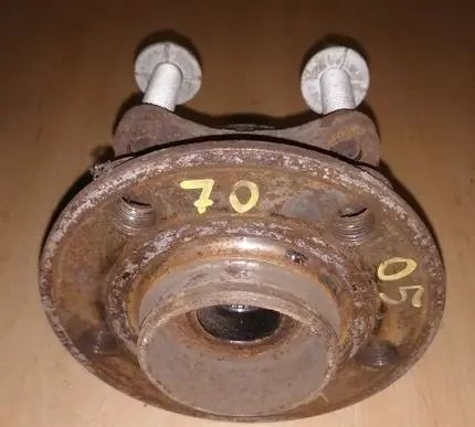 Volvo V70 Front wheel ball bearing 