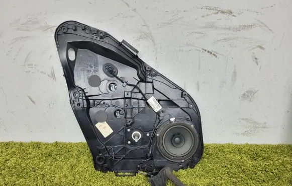 Ford Fiesta Rear door window regulator with motor 8a61a045h22-a 8v5t-14a584-hcf