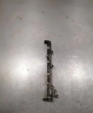 BMW X3 E83 Fuel main line pipe 0445214030