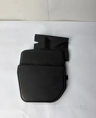 BMW 1 E81 E87 Other engine bay part 15677210