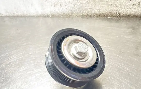 Opel Astra J Belt tensioner pulley 600861 005108828224 E000197461