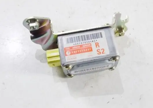 Subaru Forester SF Airbag deployment crash/impact sensor