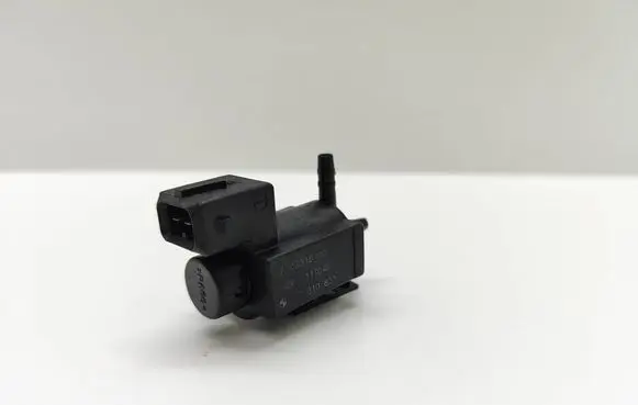BMW 5 F10 F11 Turbo solenoid valve 7810831 70231800