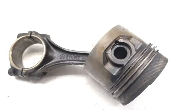Mercedes-Benz W123 Piston with connecting rod 61502 615026