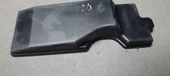 Volvo S80 Fuse box cover 9168994