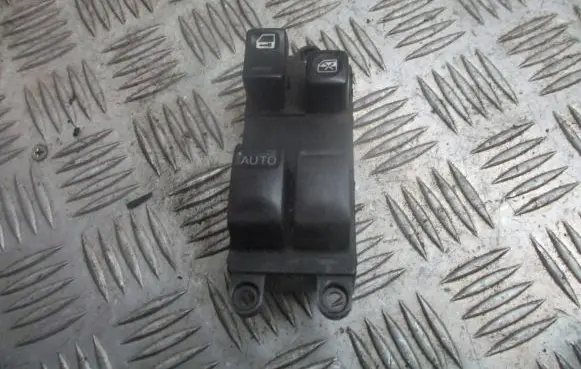 Nissan Almera N16 Front door window switch trim 