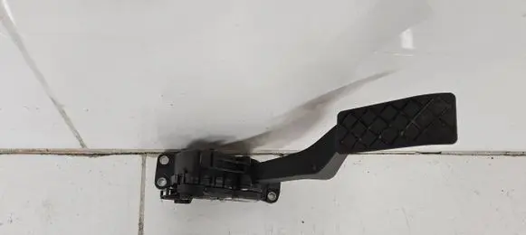 Volkswagen Transporter - Caravelle T5 Accelerator throttle pedal 7H1721503D 6PV00849503