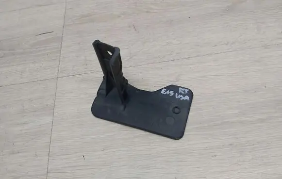 Toyota Corolla E140 E150 Other exterior part 65631-12060
