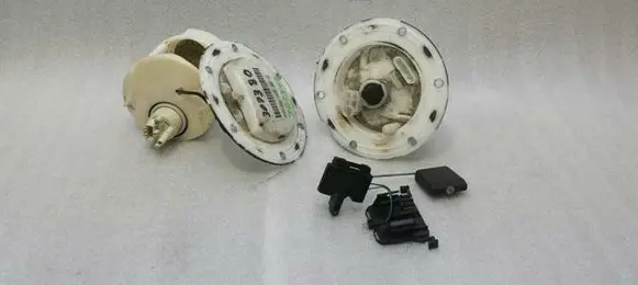 Mercedes-Benz CL C216 In-tank fuel pump A2214707494