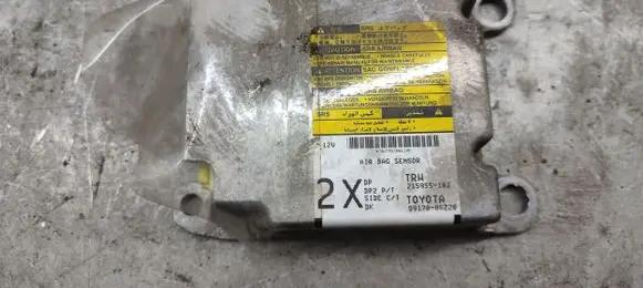 Toyota Avensis T250 Airbag control unit/module 8917005220