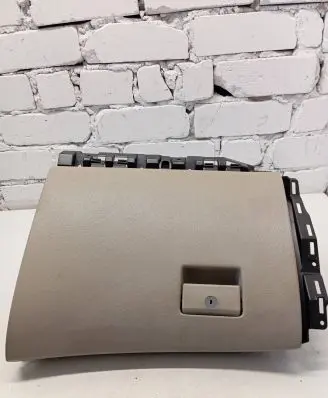 Cadillac SRX Glove box 20853714 S1078591