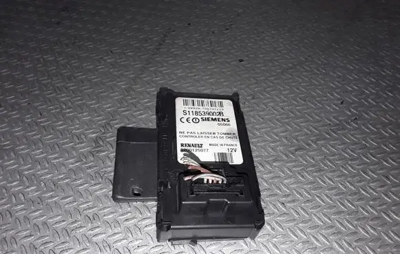 Renault Scenic II - Grand scenic II Ignition key card reader 8200125077