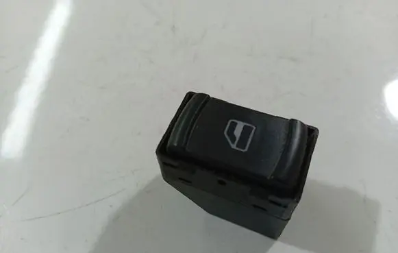Volkswagen PASSAT B5.5 Electric window control switch 1J0959855