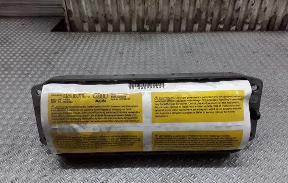 Audi A3 S3 A3 Sportback 8P Passenger airbag 8P0880202